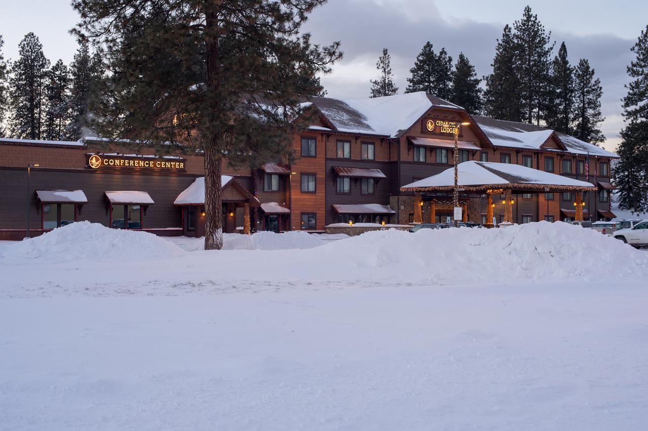 Cedar Creek Lodge & Conference Center Columbia Falls Exterior photo